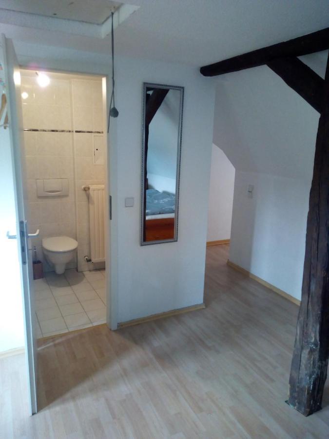Kleine Ferienwohnung am Kahlaer Markt Kahla  Exterior foto